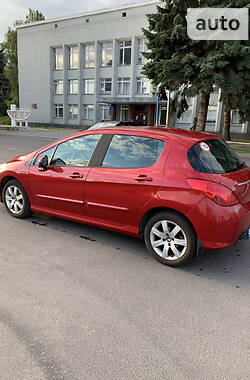 Хэтчбек Peugeot 308 2011 в Киеве