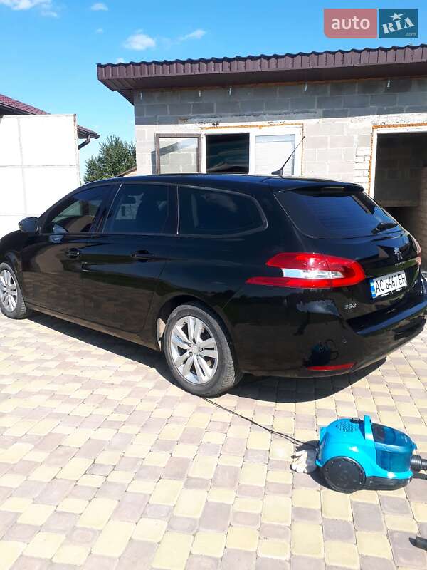 Универсал Peugeot 308 2015 в Луцке