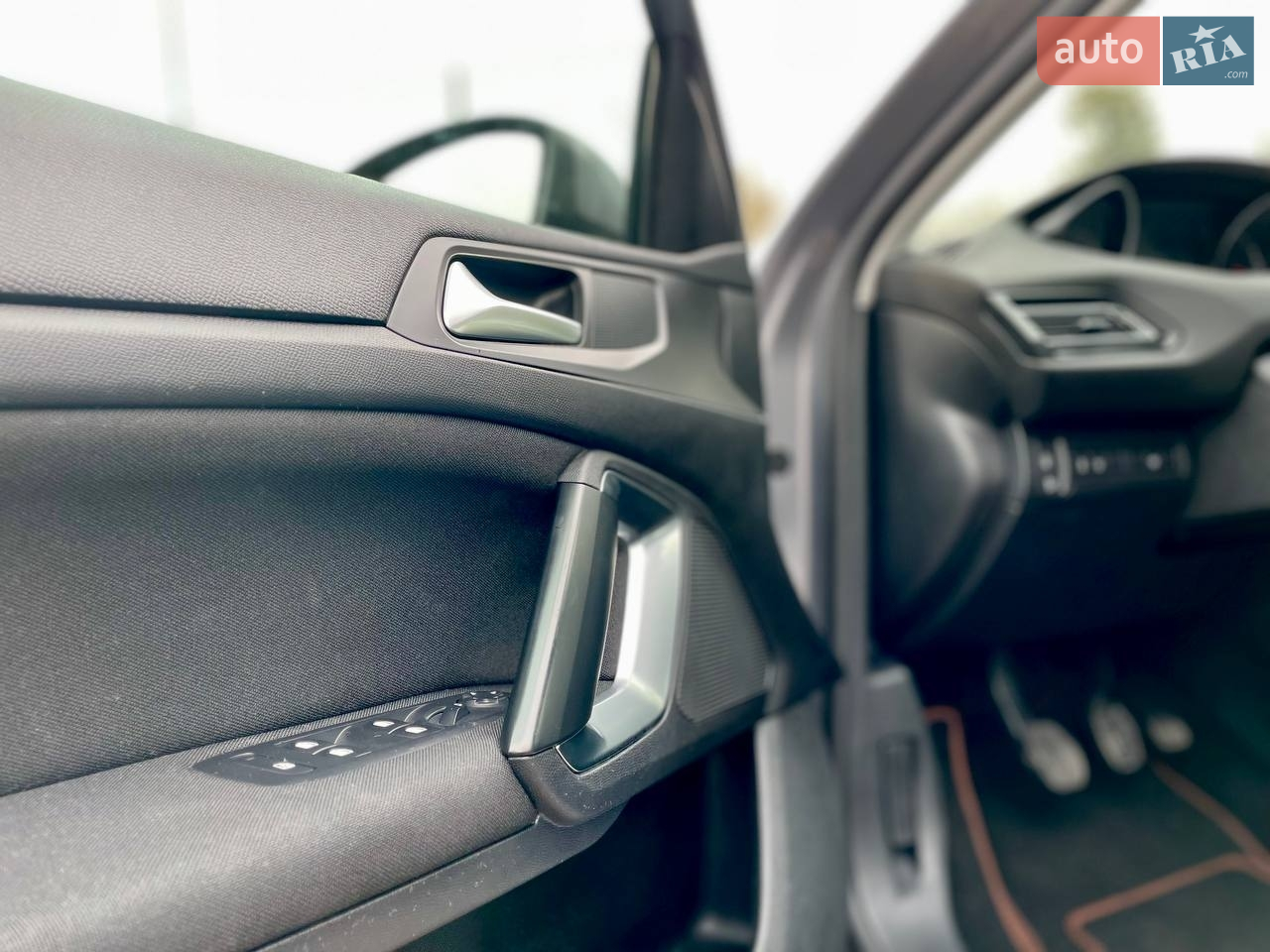 2015 Peugeot 308 - мініатюра 31