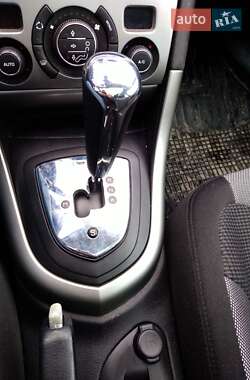 Универсал Peugeot 308 2012 в Бродах