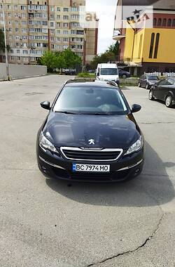 Универсал Peugeot 308 2015 в Львове