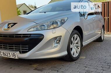 Універсал Peugeot 308 2010 в Львові