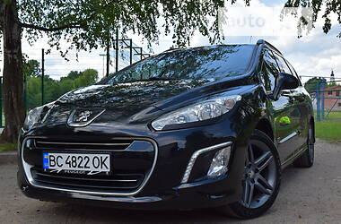 Универсал Peugeot 308 2013 в Дрогобыче