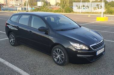 Универсал Peugeot 308 2015 в Черновцах