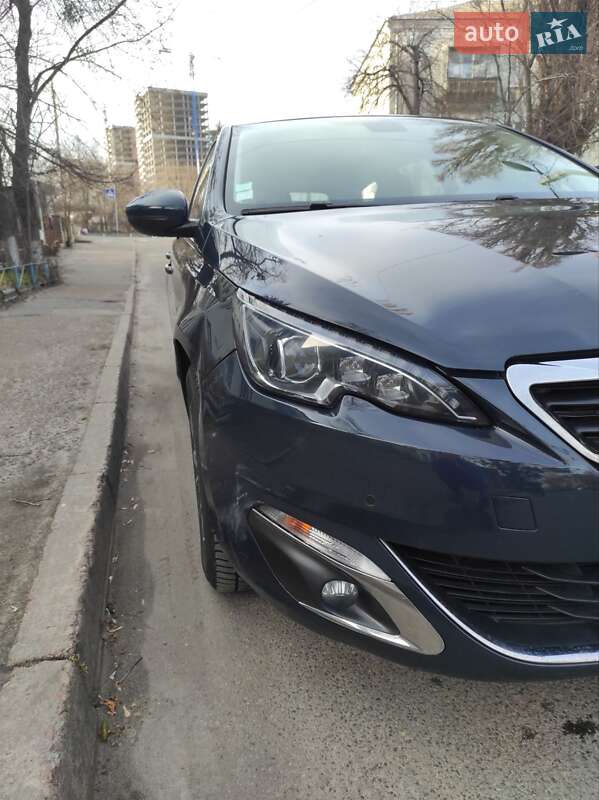 Універсал Peugeot 308 2015 в Києві