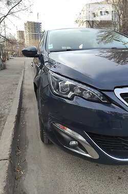 Универсал Peugeot 308 2015 в Киеве