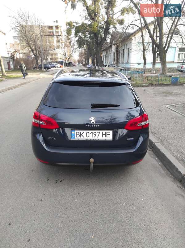 Універсал Peugeot 308 2015 в Києві