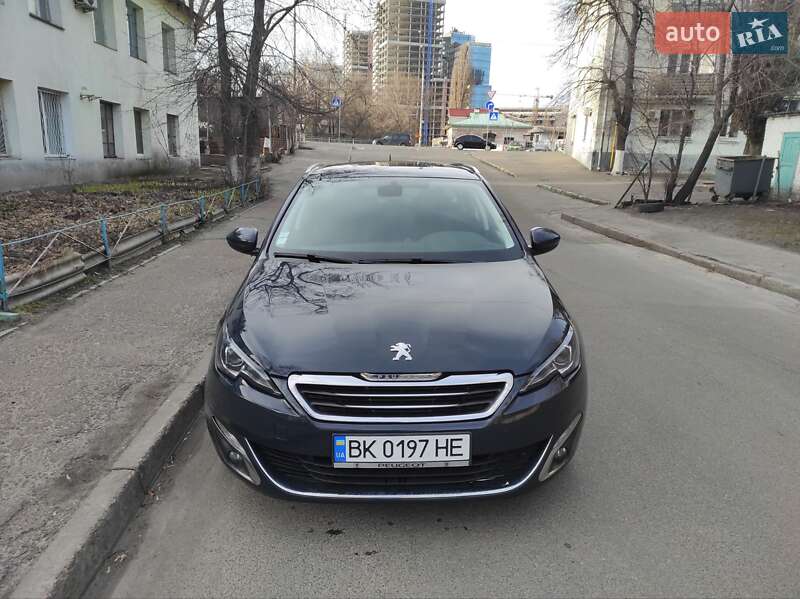 Універсал Peugeot 308 2015 в Києві