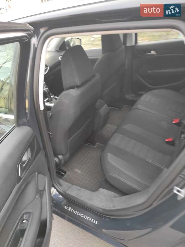 Універсал Peugeot 308 2015 в Києві