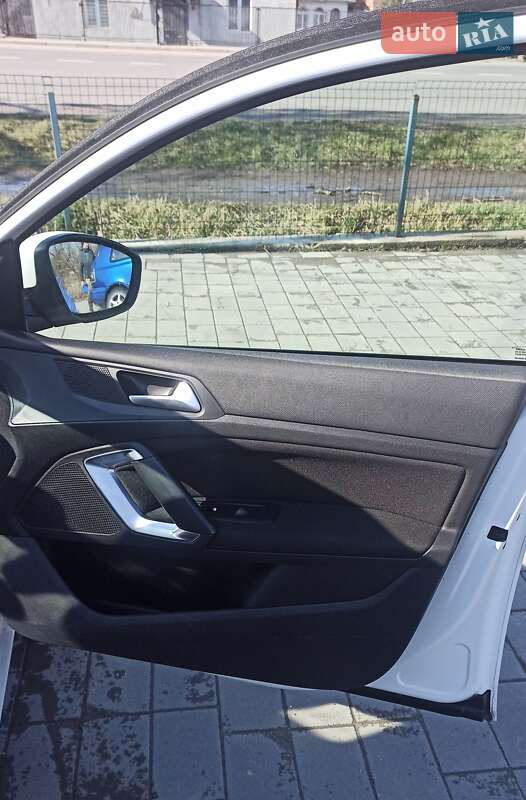 Універсал Peugeot 308 2014 в Львові фото 9 Універсал Peugeot 308 2014 в Львові