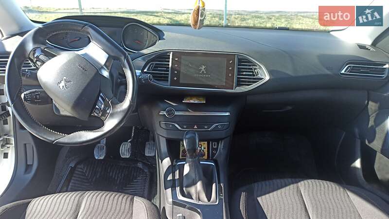 Універсал Peugeot 308 2014 в Львові фото 6 Універсал Peugeot 308 2014 в Львові