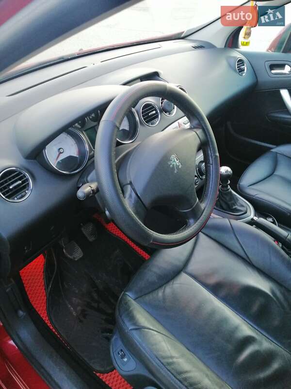 Универсал Peugeot 308 2008 в Ровно