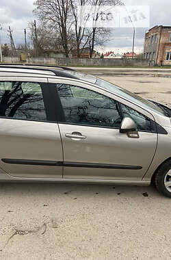 Універсал Peugeot 308 2011 в 