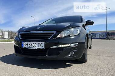 Хэтчбек Peugeot 308 2015 в Одессе