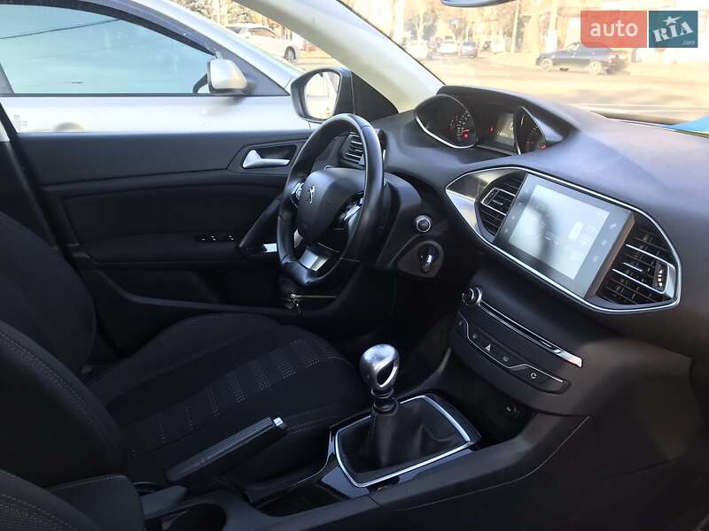 Універсал Peugeot 308 2015 в Одесі