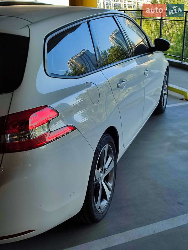 Універсал Peugeot 308 2015 в Києві