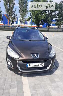 Универсал Peugeot 308 2012 в Днепре