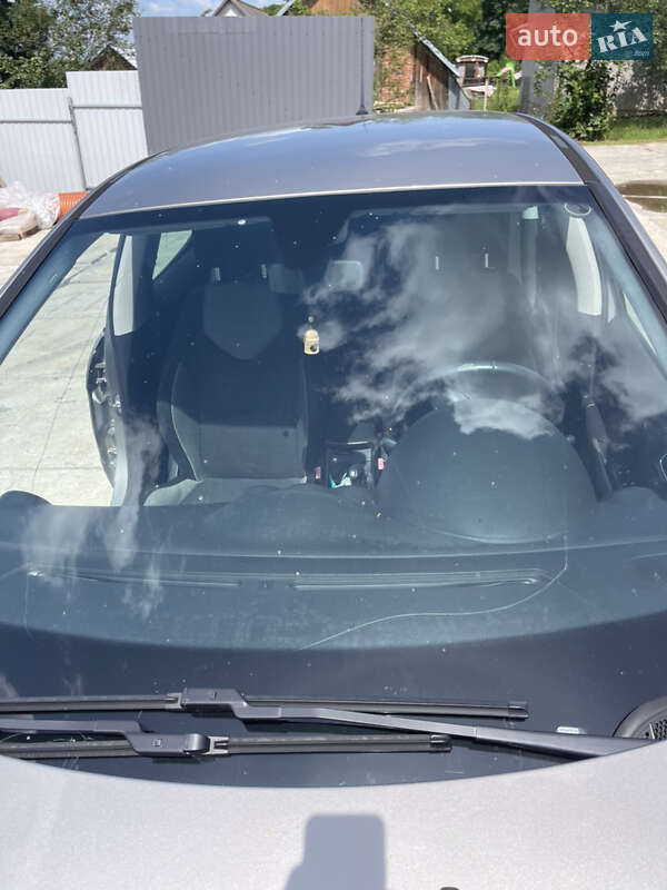 Хетчбек Peugeot 308 2010 в Трускавці