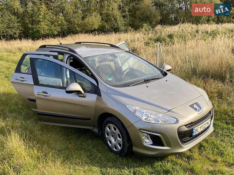 Peugeot 308 2011