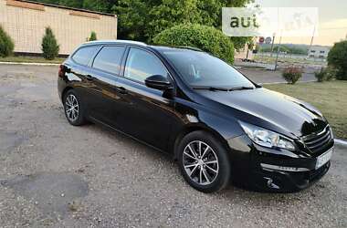 Универсал Peugeot 308 2015 в Могилев-Подольске