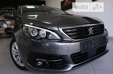 Хетчбек Peugeot 308 2020 в 
