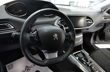 Хетчбек Peugeot 308 2020 в 