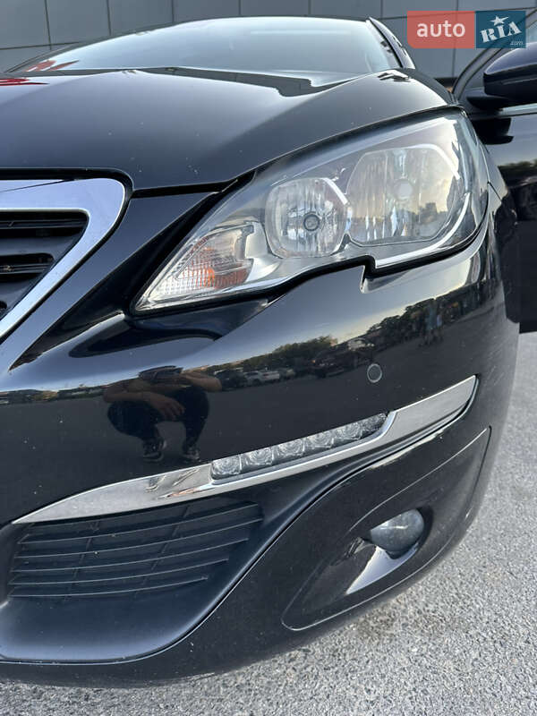 Универсал Peugeot 308 2015 в Каменском