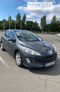 Хетчбек Peugeot 308 2010 в Дніпрі