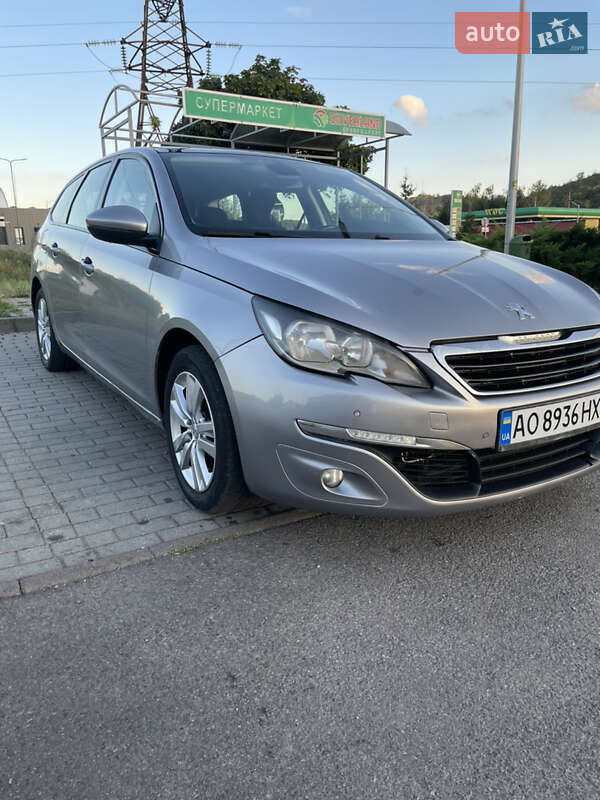 Універсал Peugeot 308 2014 в Мукачевому