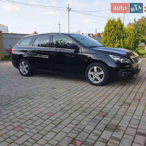 Универсал Peugeot 308 2017 в Луцке