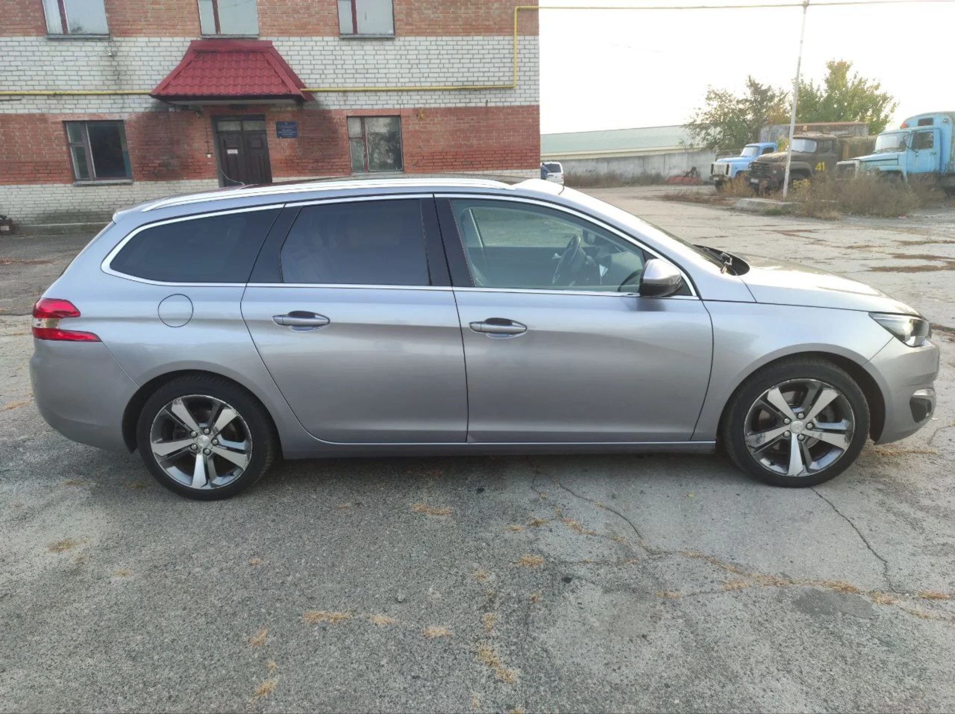 2015 Peugeot 308 - мініатюра 6