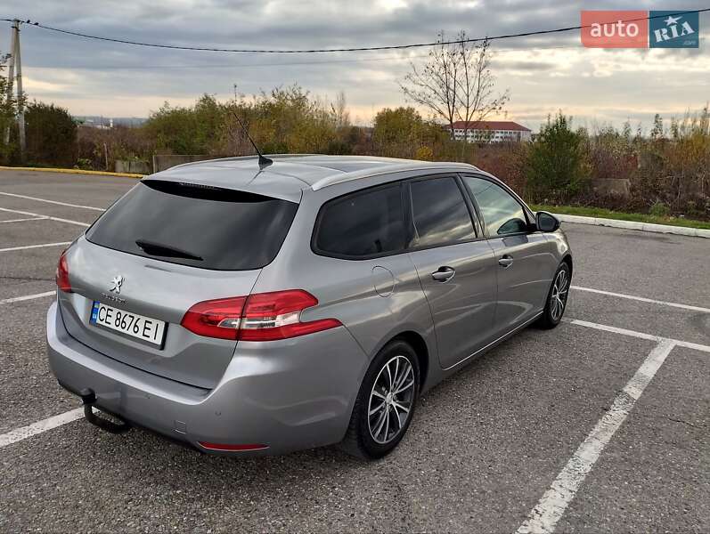 Універсал Peugeot 308 2015 в Чернівцях
