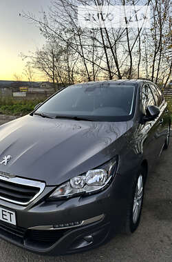 Универсал Peugeot 308 2016 в Самборе