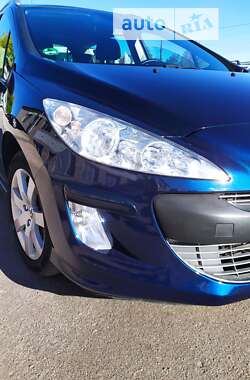 Универсал Peugeot 308 2009 в 