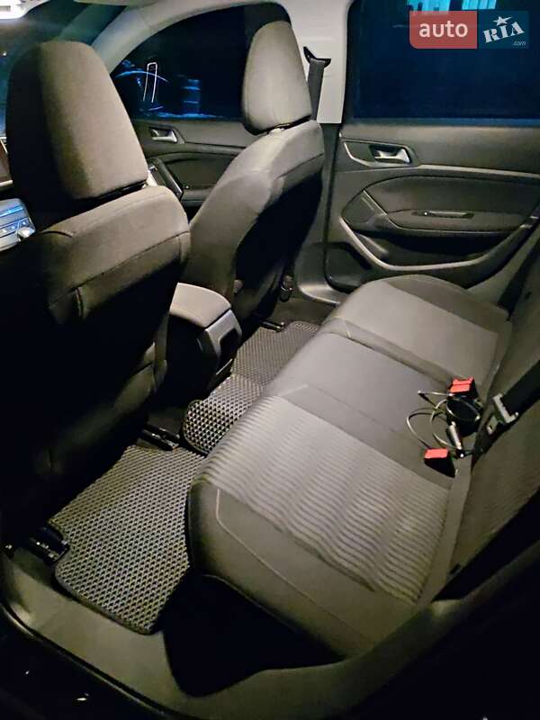 Универсал Peugeot 308 2014 в Желтых Водах фото 10 Универсал Peugeot 308 2014 в Желтых Водах