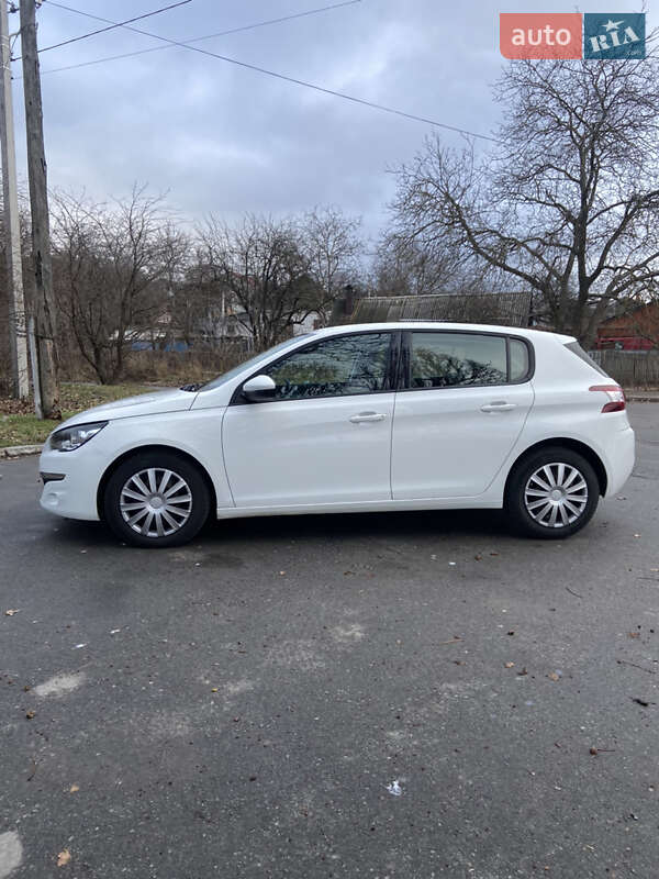 Хетчбек Peugeot 308 2015 в Житомирі