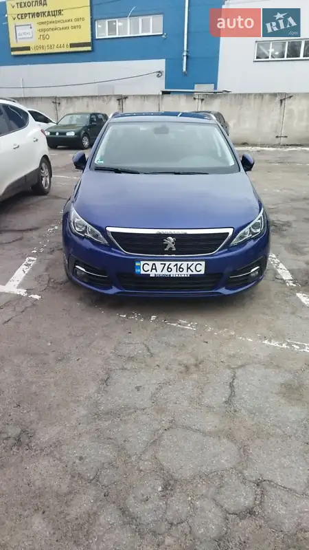 Универсал Peugeot 308 2018 в 