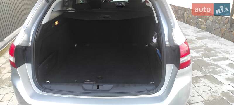 Универсал Peugeot 308 2016 в Самборе