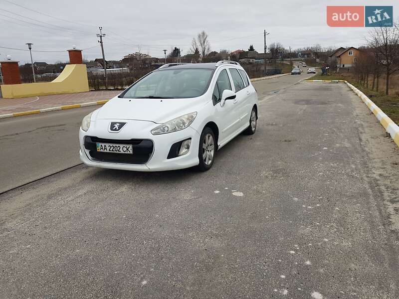 Peugeot 308 2011