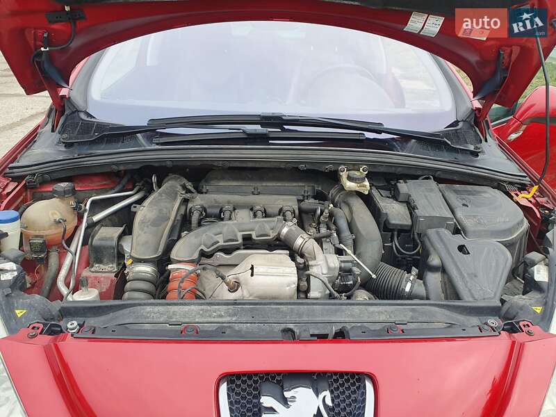 Універсал Peugeot 308 2010 в Дніпрі