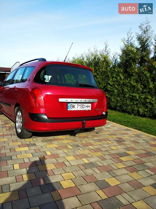 Універсал Peugeot 308 2010 в Дубні