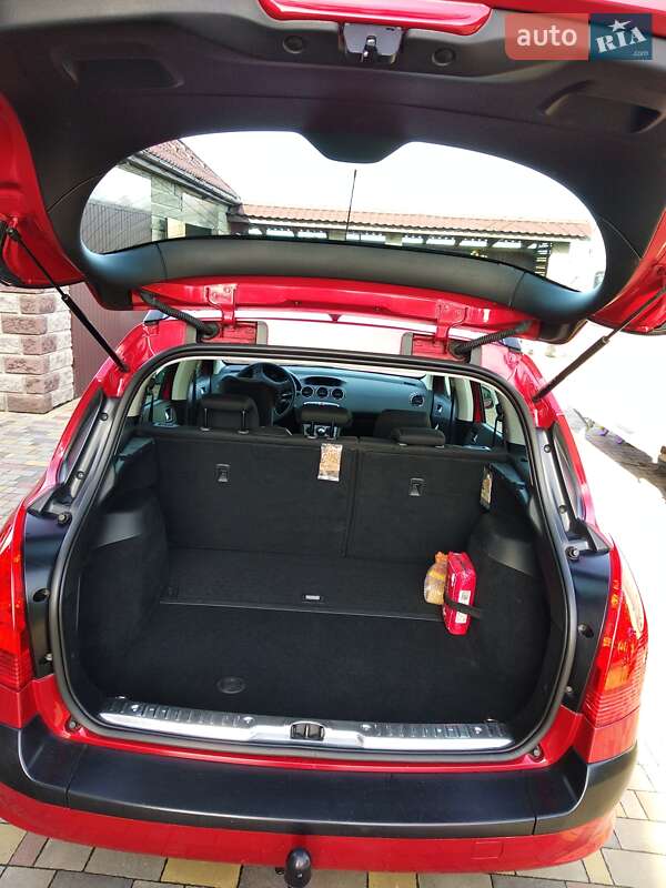 Універсал Peugeot 308 2010 в Дубні