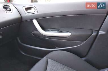 Универсал Peugeot 308 2010 в 