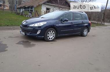 Универсал Peugeot 308 2010 в Калуше