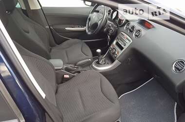 Универсал Peugeot 308 2010 в Калуше