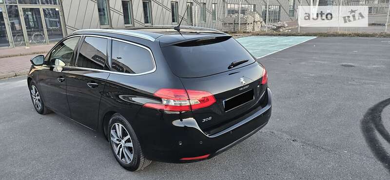 Универсал Peugeot 308 2018 в Львове