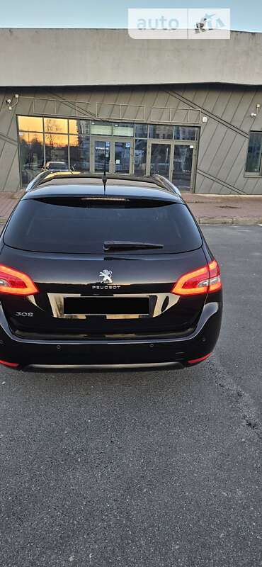 Универсал Peugeot 308 2018 в Львове