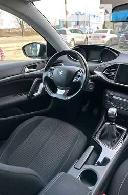 Универсал Peugeot 308 2019 в Сумах