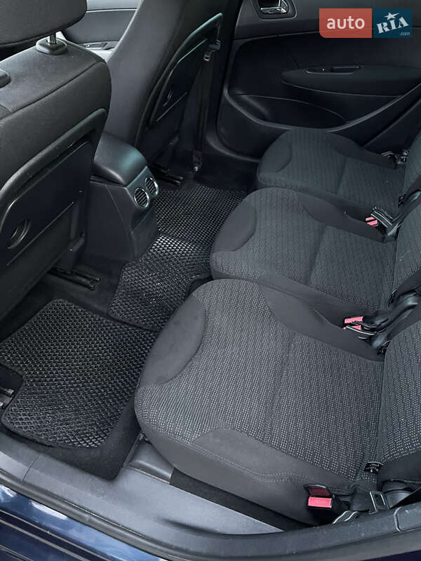 Універсал Peugeot 308 2010 в Львові