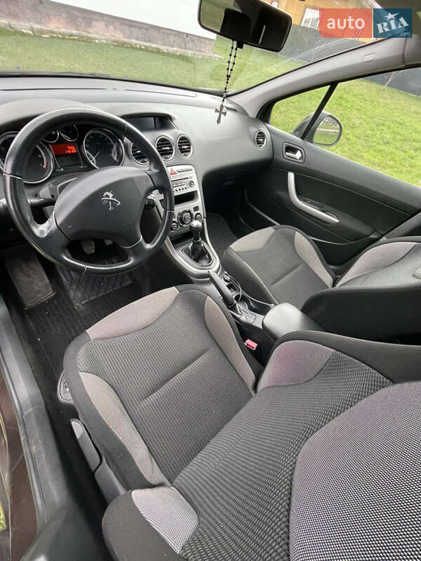 Хэтчбек Peugeot 308 2011 в Коломые